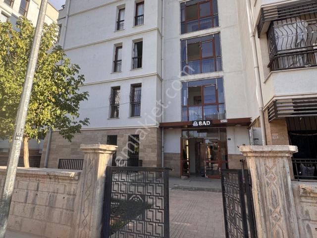 Realite T Gayrimenkulden Şanlıurfa Eyübiye Asya Mahallesinde Temiz Kiralık Daire