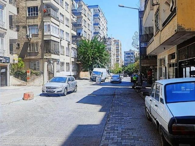 Bahçelievler Cengiz Topelde Dayalı Döşeli Satlık 1+1 Arakat