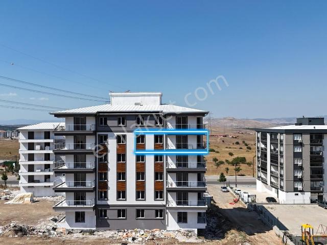 Realiva'dan Örnekkentte Satılık 2+1 Kapalı Mutfak Daire