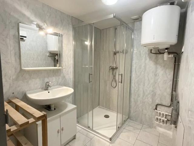 Réalmont, appartement T3 en rez de chaussée