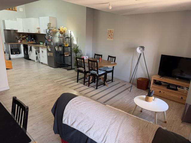 Réalmont, Appartement T2 BIS DUPLEX au 2ème étage de 53,71 m² habitables avec climatisation réversible