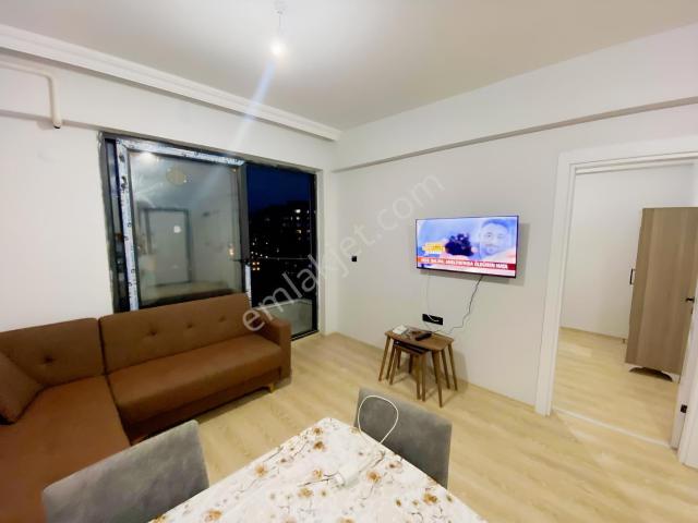 Realty World Cumhuriyet Mah.1+1 Eşyalı Kiralık Daire