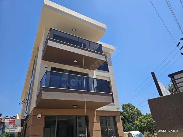 REALTY WORLD YALI'DAN SIFIR 2+1 DAİRE