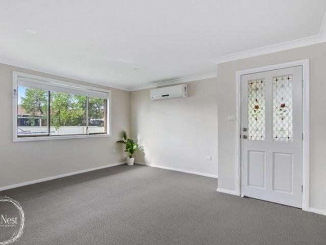 REAR DUPLEX WITH WATER INCLUSIVE