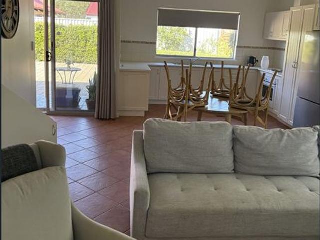Rear Furnished Studio in Stunning Location