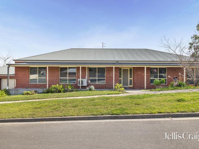 Rear Large Family Home In Sought After Mount Helen