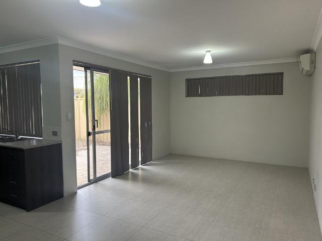 Rear Unit 3 Bedroom, 2 Bathroom Home!