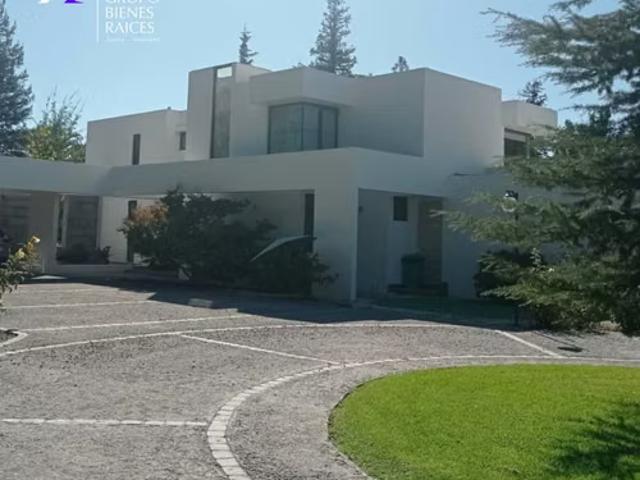 REBAJADA Casa 2 pisos 450/5.200mt2 cond. Buin 1690 | dormitorios por 25900.00 en Buin