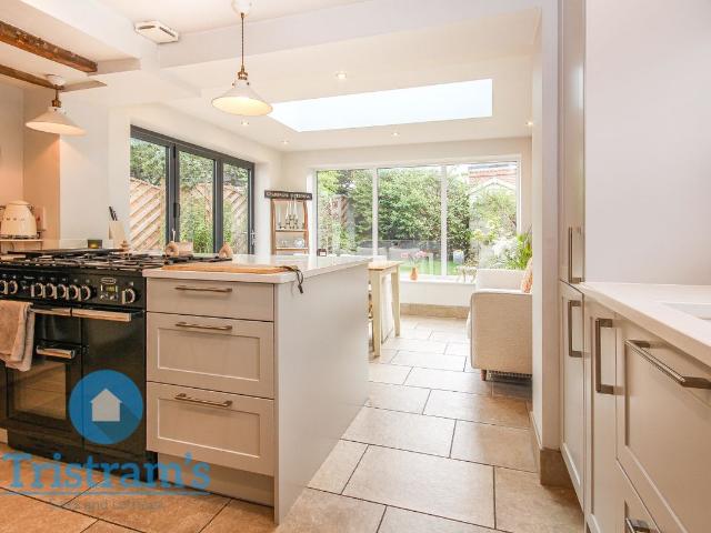 Rectory Avenue, Wollaton NG8, 4 bed cottage to rent, £1,700 pcm | PrimeLocation