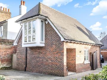 Rectory Place, Hawkwood Lane, Chislehurst BR7, 1 bed detached house to rent, £2,000 pcm | PrimeLocation