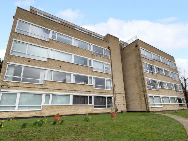 Rectory Road, Beckenham BR3, 1 bed flat to rent, £1,450 pcm | PrimeLocation