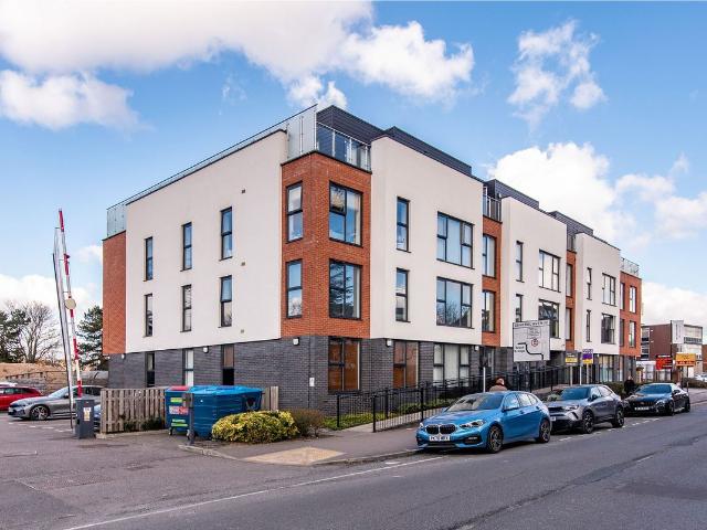 Rectory Road, West Bridgford NG2, 2 bed flat to rent, £1,250 pcm | PrimeLocation
