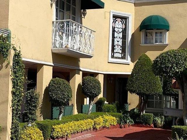 RECÁMARA TIPO LOFT TOTALMENTE AMUEBLADA EN LOMAS DE TECAMACHALCO