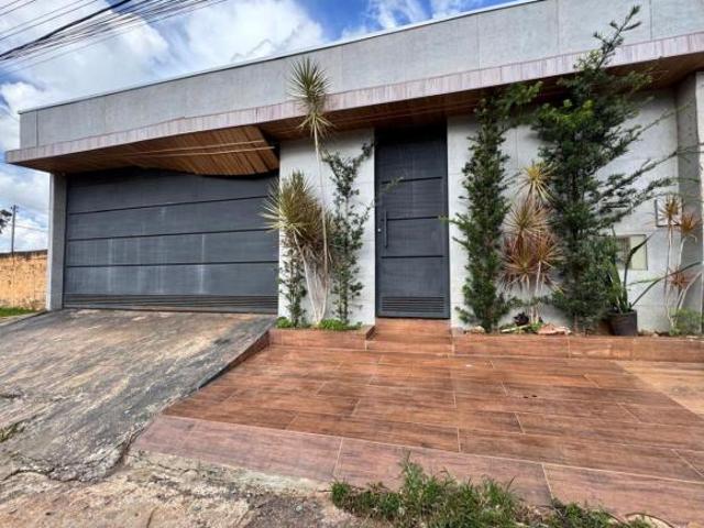Recanto das Emas Qd 102 3 Quartos, 1 suíte Reforma em alto padrão Rica em armários