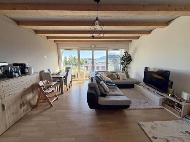 Recent 3.5 room apartment in Meyrin