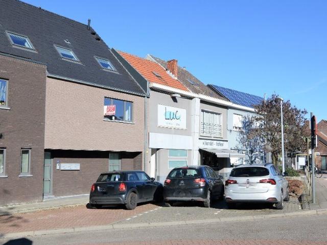 Recent 2021 duplex appartement voorzien van twee slaapk.