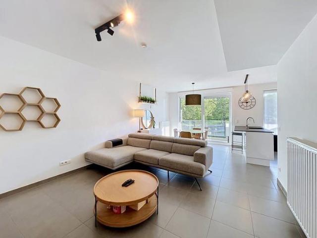 Recent 2 Bedroom Apartment Terrace & Parking EPC A