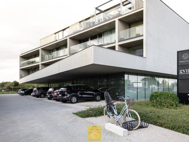 Recent 2 slaapkamerappartement op centrale ligging in Loppem