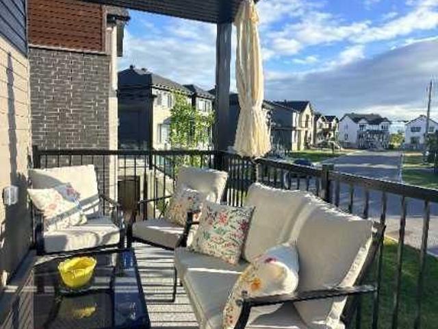Récent Appartement 5 et demi, disponible le 1er septembre
