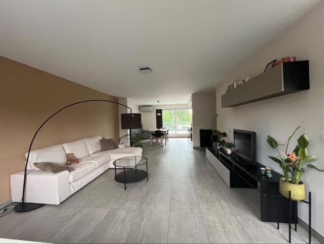Recent appartement ca 122 m² met 2 slaapkamers en garage