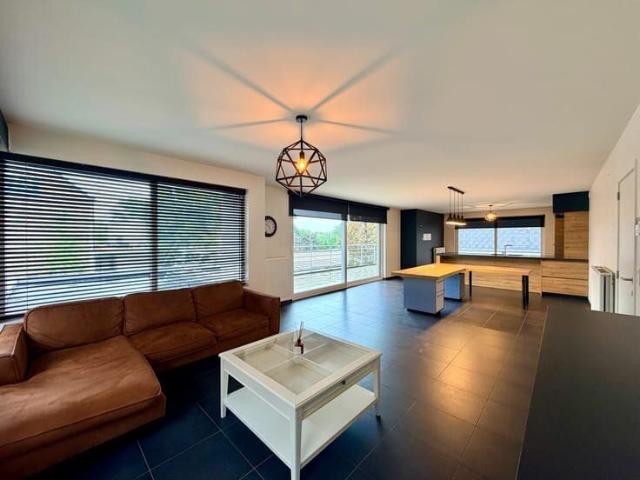 Recent appartement op de Grote Markt van Wevelgem!