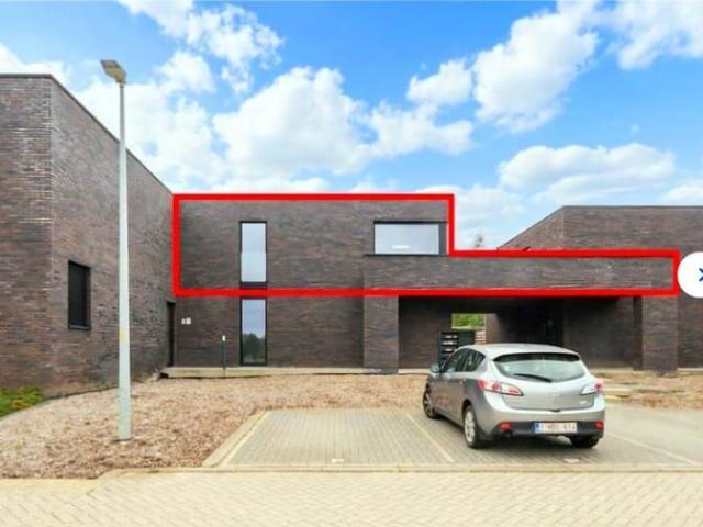 Recent appartement met ruim terras en prachtig uitzicht