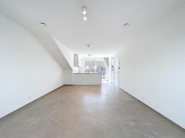 Recent appartement met terras in hartje Kortrijk