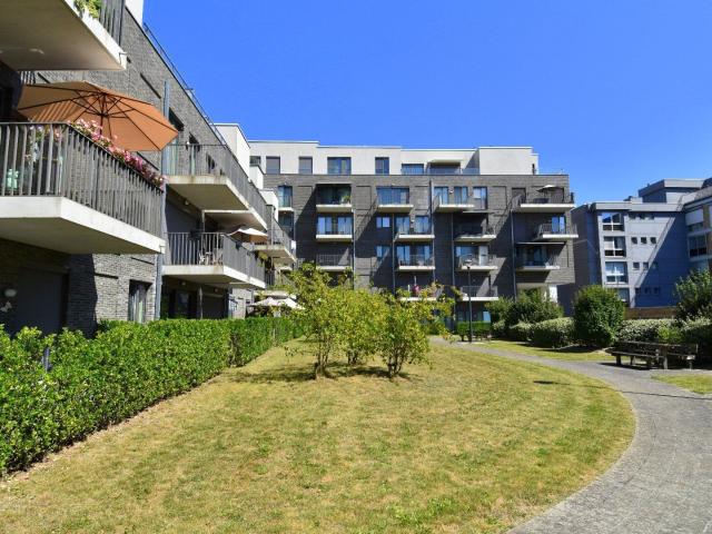 Recent appartement met 2 slaapkamers, 2 terrassen en garage