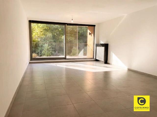 Recent appartement met 3 slpk