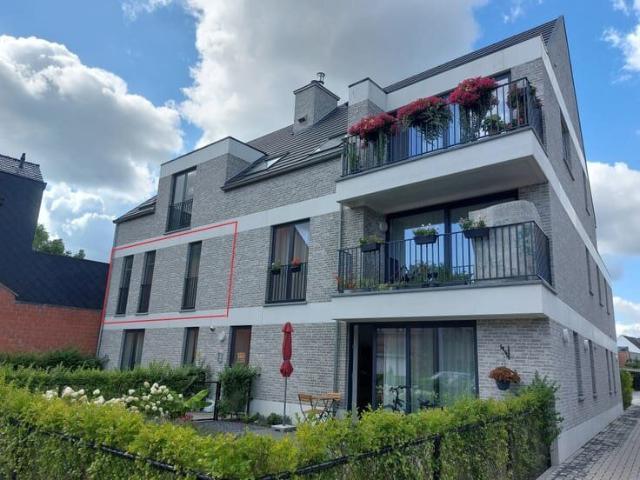 Recent appartement te huur