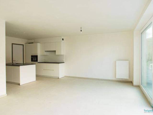 Recent gebouwde woning nabij het station van Munkzwalm