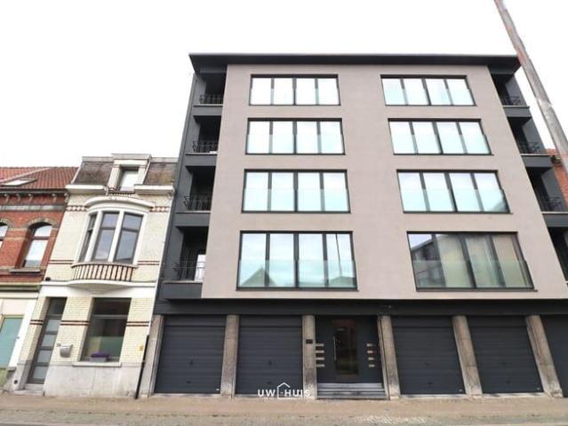 Recent gerenoveerd app met 1 slpk én garage in het centrum v