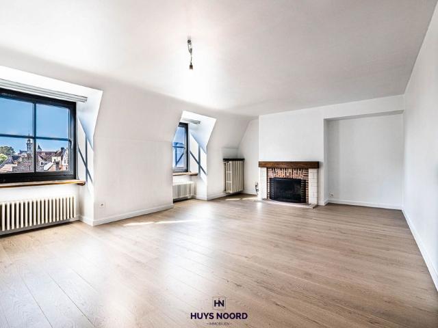 Recent gerenoveerd appartement op topligging