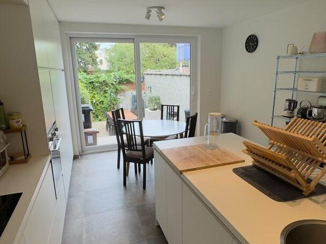 Recent gerenoveerd huis in centrum Kortrijk