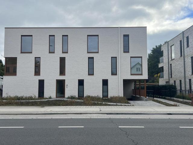 Recent GLV 2 slpk app met tuin en 2 autostaanplaatsen