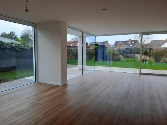 Recent glvl app woning 130m2 met tuin en aparte inkom