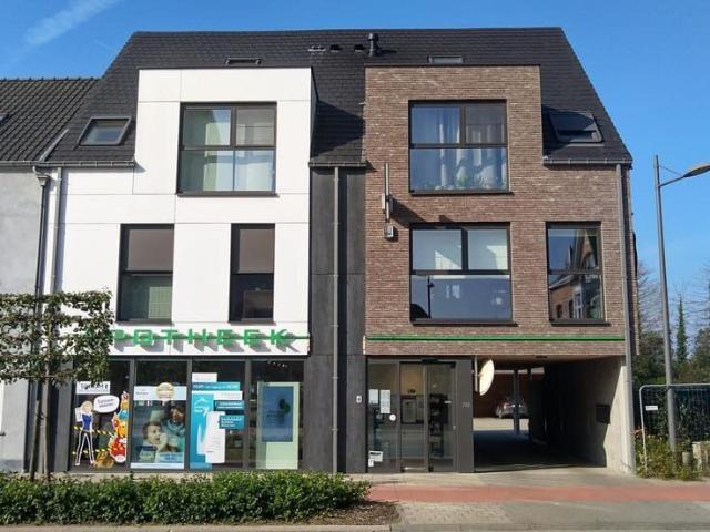 recent duplex appartement op VERD. 2 met autostaanplaats en