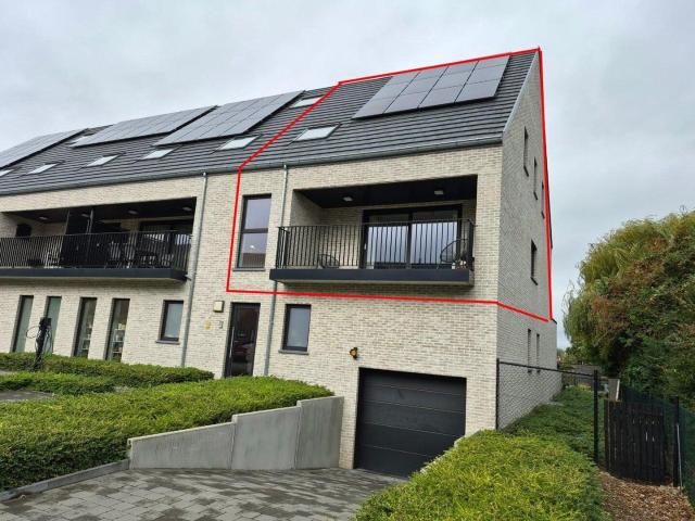 Recent duplex appartement