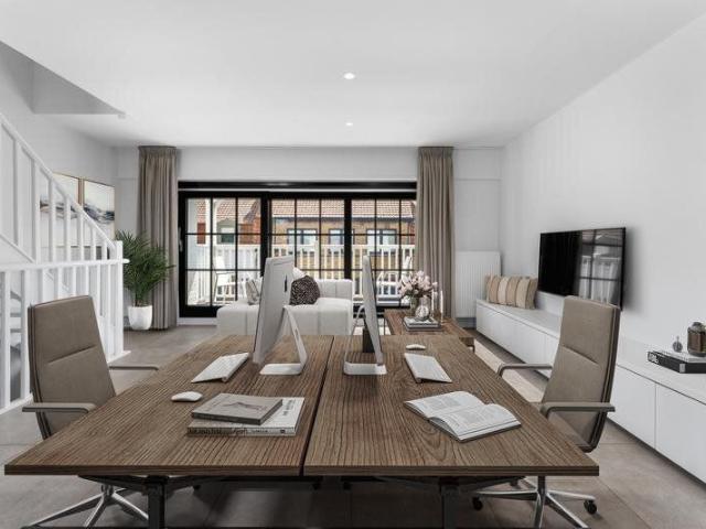 recent studio + appartement gebouw 140 m2