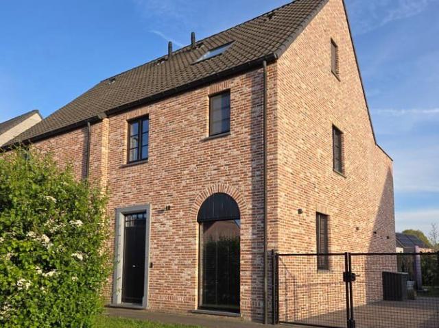RECENTE ENERGIEZUINIGE WONING / EPC A / 4 SLK / ZONNIGE TUIN