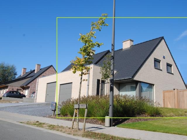 Recente hoekwoning te huur in rustige buurt nabij Anzegem