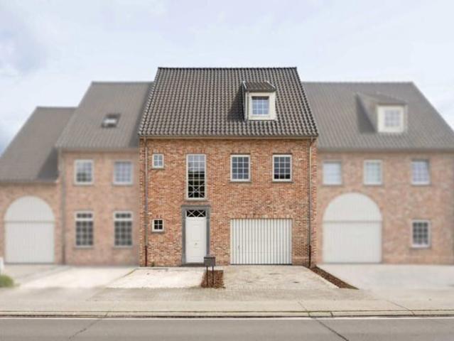 Recente, instapklare woning met garage en tuin te Laarne