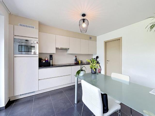 Recente woning met ruime tuin op wandelafstand van het centrum!