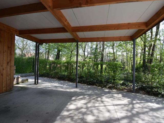 RECENTE WONING MET TUIN IN CENTRUM ROESELARE