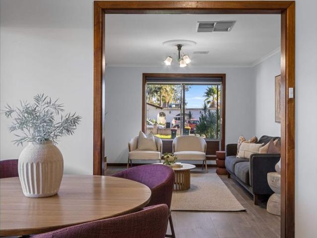 Updated 3 Bedroom Home in Salisbury close to Hollywood Plaza