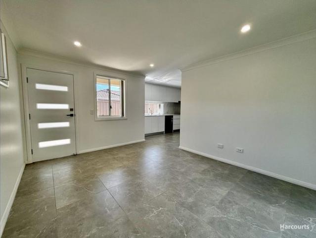 recently Built Modern Granny Flat with Private Garden
