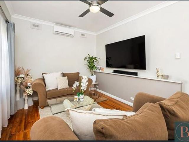 Recently Renovated 3 Bedroom 1 Bathroom Property