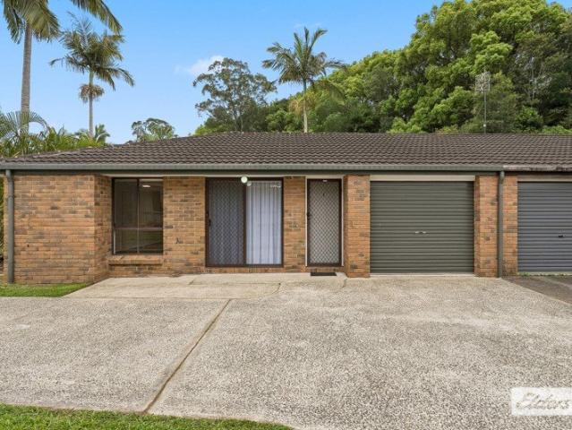 Recently renovated 2 Bedroom Duplex
