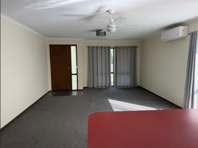 Recently Renovated 2 Bedroom Unit in Quiet Kalimna