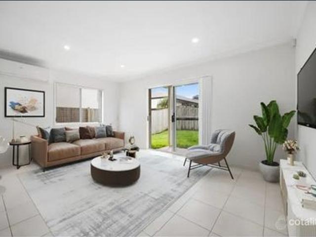 Recently Renovated 4 Bedroom Duplex Homes for Rent – Modern Living in Coomera